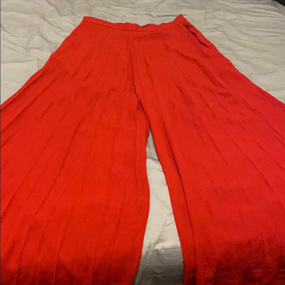 Wide leg pants